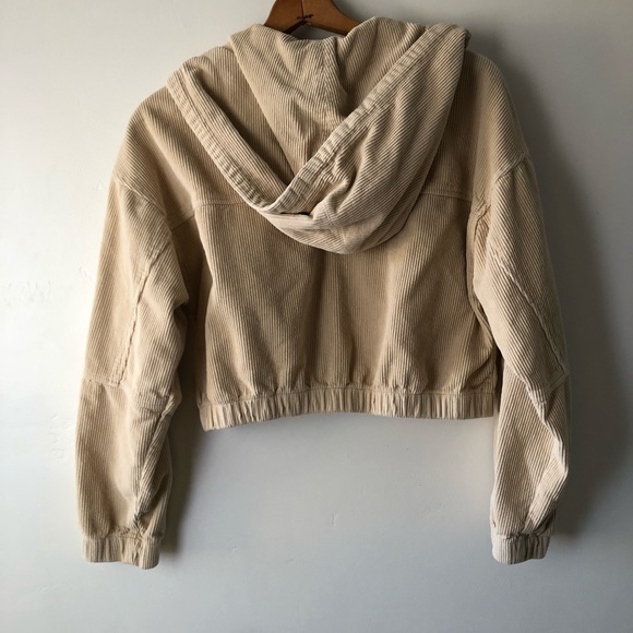 NWOT BDG Cropped Corduroy Jacket - Picture 4 of 5